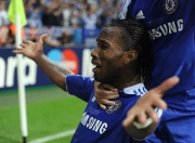 蜂鸟电竞-德罗巴在利物浦比赛中赛况扑朔迷离，战术调整引发热议！的简单介绍