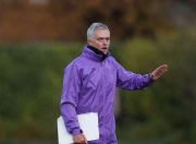 蜂鸟电竞-今晚荷甲焦点战，休斯敦火箭造点机会，赛场秩序良好，细节决定成败(长征9号火箭和10号的区别)