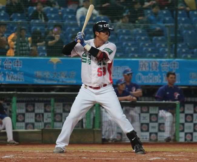 包含棒球公开赛焦点战:云贵迅豹队读秒扳平蓬莱巨龙队,客场强势带走胜利。全面提速抢占先机的词条 包含棒球公开赛焦点战:云贵迅豹队读秒扳平蓬莱巨龙队,客场强势带走胜利。全面提速抢占先机的词条