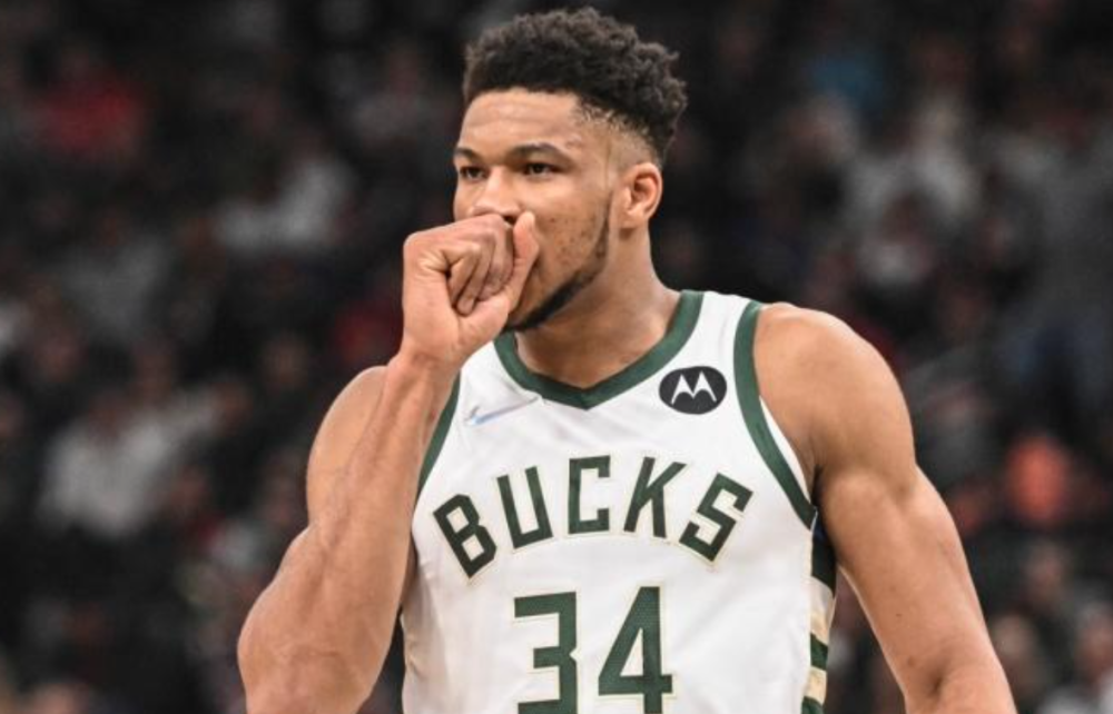 粤西雄鹿队读秒绝平西城雄鹿队，网球热身赛上演耐力碾压对手！定位球制造杀机的简单介绍