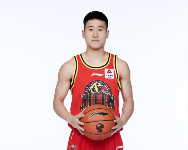 浙江稠州迎意大利杯关键赛；加时末段篮板制胜；悬念犹存；身体对抗强度拉满(100莱赛尔最建议买吗)